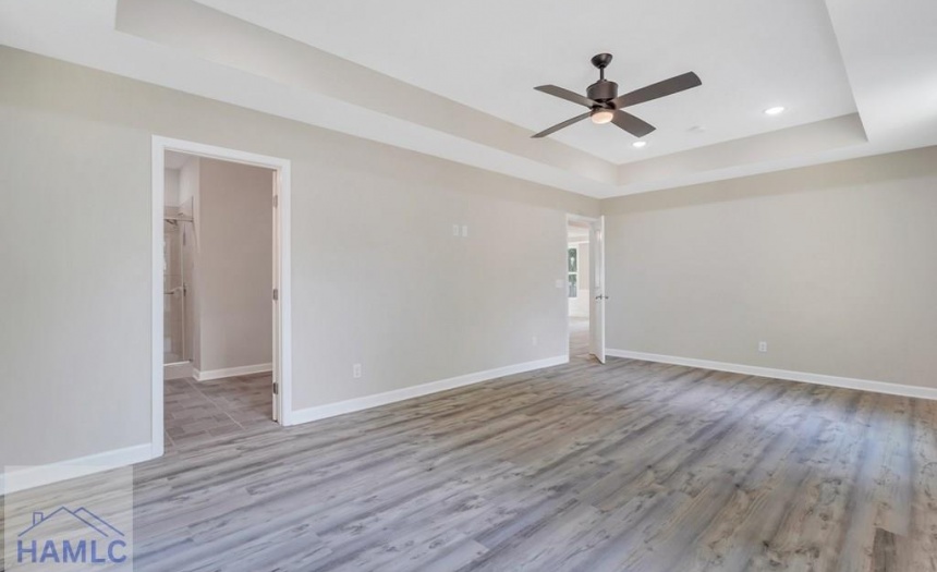 Spacious Family Room