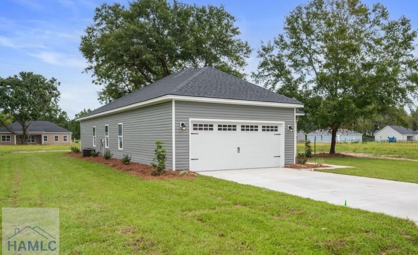 Attached Garage