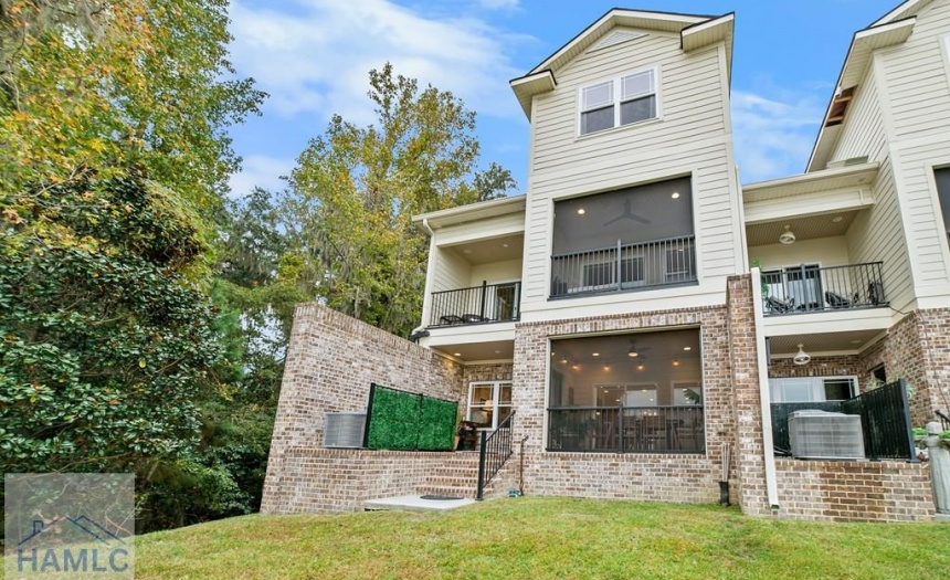 4 porches overlooking the Ogeechee River