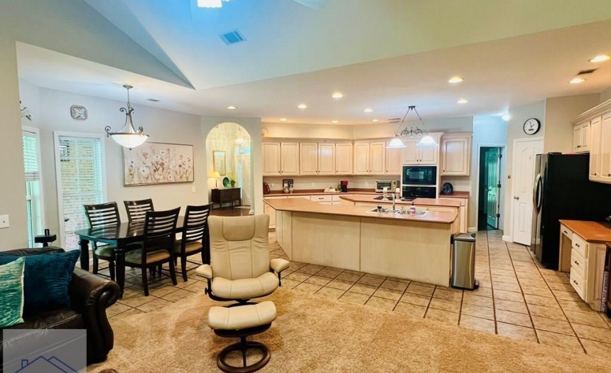750 littlefield, United States 31546, 4 Bedrooms Bedrooms, 10 Rooms Rooms,3 BathroomsBathrooms,For Sale,littlefield,158694