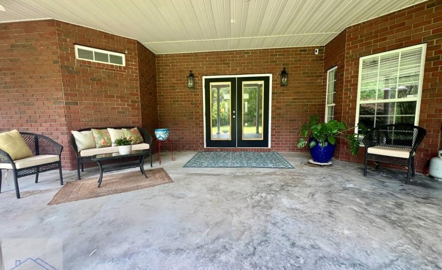 750 littlefield, United States 31546, 4 Bedrooms Bedrooms, 10 Rooms Rooms,3 BathroomsBathrooms,For Sale,littlefield,158694
